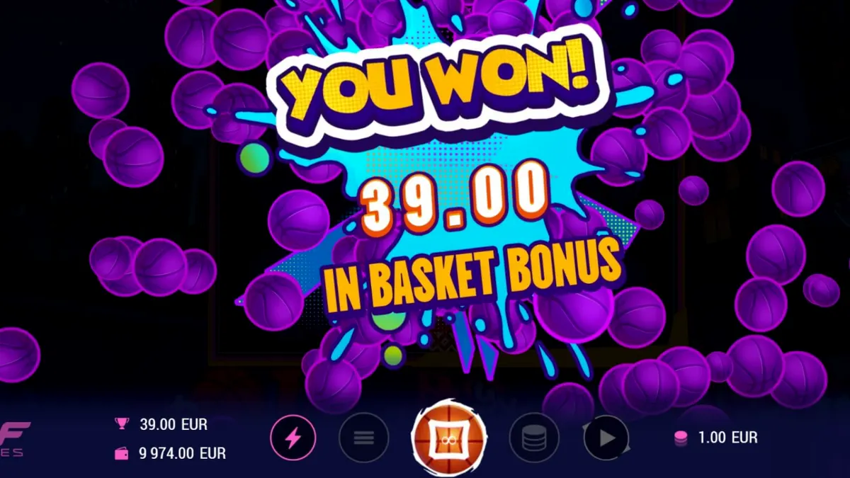 Tampilan visual slot Street Basket 3x3 dengan latar belakang lapangan basket jalanan dan grafiti.